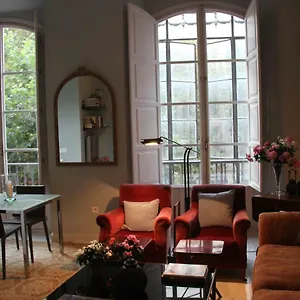 Luxurious 2 Bedroom Flat In A Historic Building Apartment Sevilla